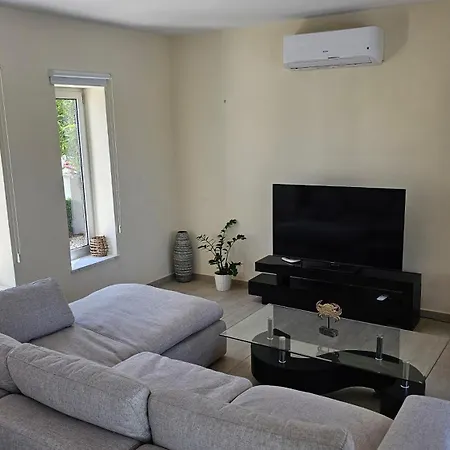 Akti 3 Bed * Πάφος